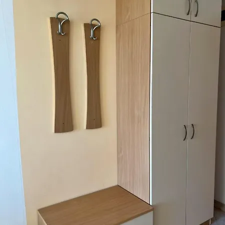 Хотел кристал