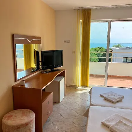 кристал Hotel