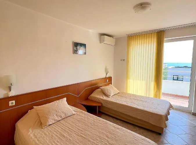 Hotel кристал Ravda