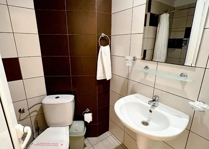 Hotel кристал 3*